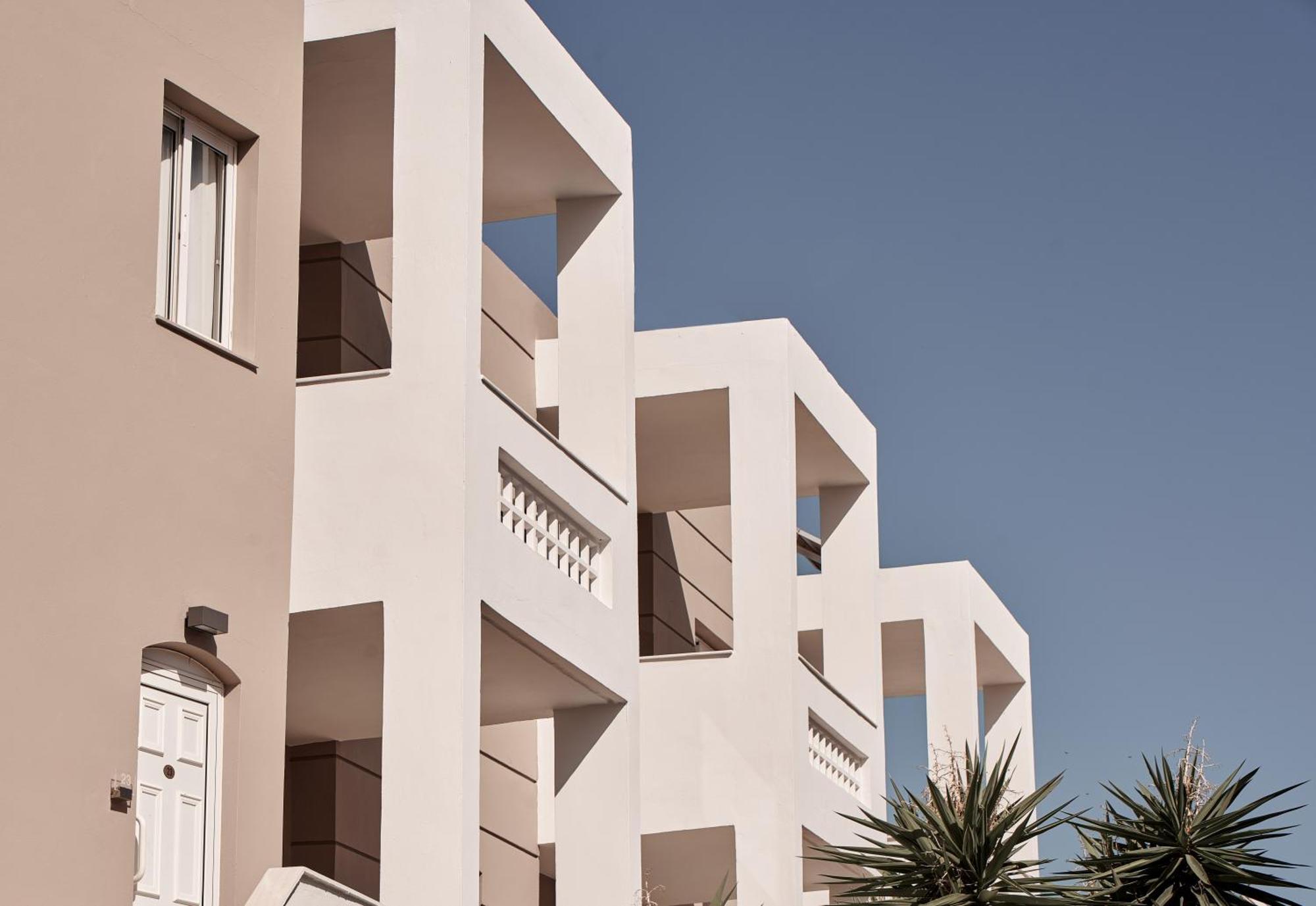 Troulis Apart-Hotel Bali  Dış mekan fotoğraf