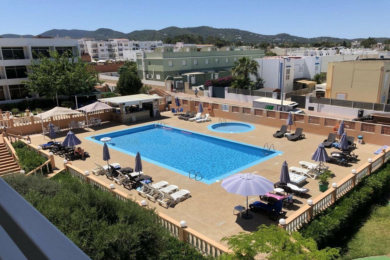 Troulis Apart-Hotel Bali  Dış mekan fotoğraf