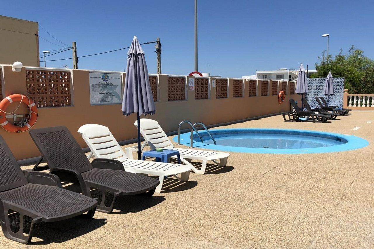 Troulis Apart-Hotel Bali  Dış mekan fotoğraf